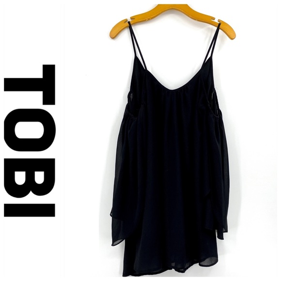 💕SALE💕 Tobi Black Swing Cold Shoulder Mini Dress - Picture 3 of 8